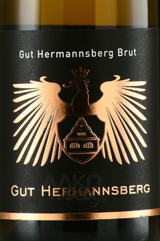 Riesling Sekt Brut Gut Hermannsberg - вино игристое Рислинг Зект Брют Гут Хермансберг 2019 год 0.75 л белое брют