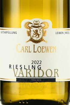 Carl Loewen Riesling Varidor - вино Карл Лёвен Рислинг Варидор 2022 год 0.75 л белое полусухое