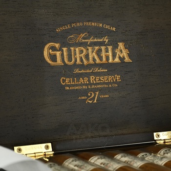 Сигары Gurkha Cellar Reserve Aged 21 Years Solaro Double Robusto