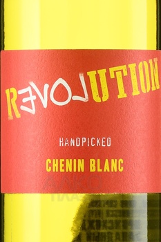 Love Revolution Chenin Blanc - вино Лав Революшн Шенин Блан 2022 год 0.75 л белое сухое