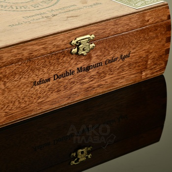 Ashton Classic Double Magnum Toro - сигары Эштон Классик Дабл Магнум Торо