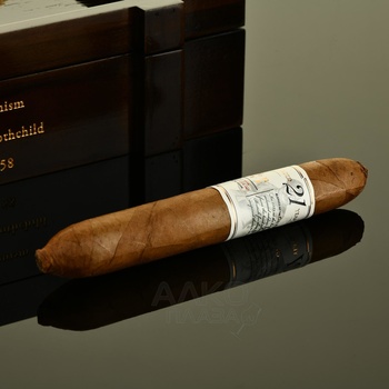 Gurkha Cellar Reserve Aged 21 years Hedonism Grand Rothchild - сигары Гурка Селлар Резерв 21 год Гедонизм Гранд Ротшильд