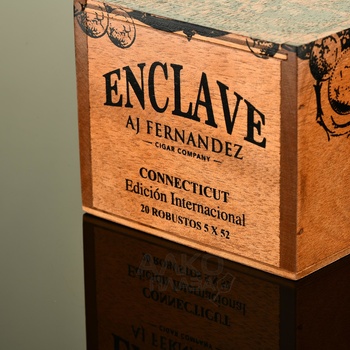 Enclave Connecticut Robusto - сигары Инклейв Коннектикут Робусто