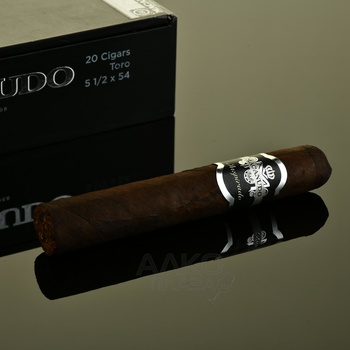 Macanudo Inspirado Black Toro - сигары Маканудо Инспирадо Блэк Торо