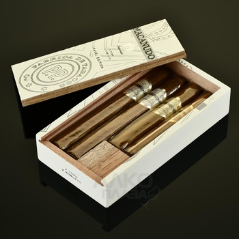 Macanudo Inspirado White Travel Edition - сигары Маканудо Инспирадо Уайт Трэвел Эдишн набор сигар из 4 штук