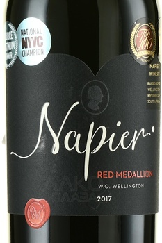 Napier Red Medallion - вино Напьер Ред Медальон 2017 год 0.75 л красное сухое