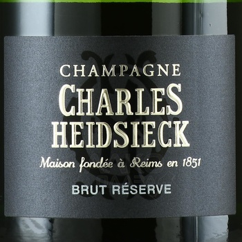 Champagne Charles Heidsieck Brut Reserve - шампанское Шампань Шарль Хайдсик Брют Резерв 2018 год 0.75 л белое брют в п/у