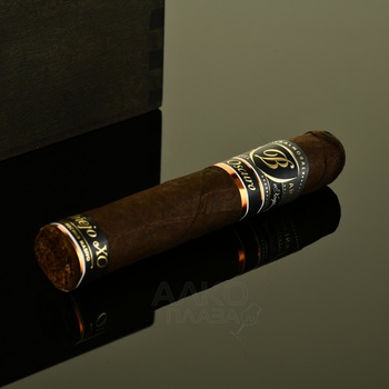 Balmoral Anejo XO Oscuro Rothschild - сигары Балморал Аньехо ХО Оскуро Ротшильд