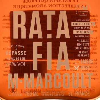 Ratafia M-Marcoult - вино ликерное выдержанное Ратафья М-Марку 0.7 л