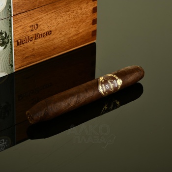 Tatuaje 10th Anniversary Belle Encre Perfecto - сигары Татуаже 10 Анниверсари Бель Энкре Перфекто