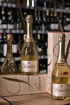 Lanson Le Blanc de Blancs Brut - шампанское Лансон ле Блан де Блан Брют 0.75 л белое брют в п/у