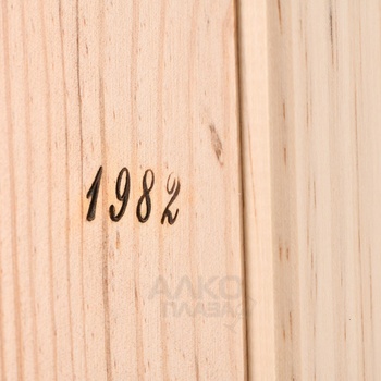 Baron de Sigognac 1982 - арманьяк Барон де Сигоньяк 1982 год 0.7 л в д/у