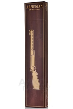 Коньяк Пять звезд 5 лет Ружьё сувенирная бутылка 0.5 л п/у