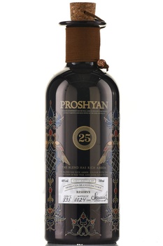 Коньяк Прошян Резерв 25 лет 0.75 л в п/у дерево