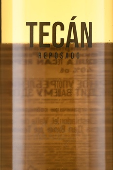 Tecan Reposado - текила Текан Репосадо 0.7 л