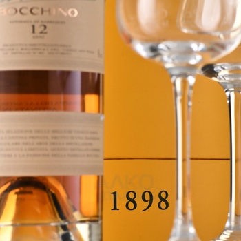 Cantina Privata Bocchino 12 anni - граппа Кантина Привата Боккино 12 лет 0.7 л в п/у + 2 бокала