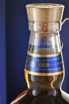 Chivas Regal 18 Years Old - виски Чивас  Ригал 18 лет 0.75 л в п/у