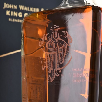 John Walker & Sons King George V - виски Джон Уокер энд Санз Кинг Джордж V 0.75 л в п/у