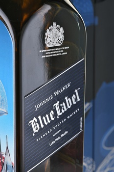 Johnnie Walker Blue Label City X Mars - виски Джонни Уокер Блю Лейбл Сити Х Марс 0.75 л в п/у
