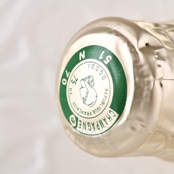 Perrier Jouet Blanc de Blanc - шампанское Перрье Жуэ Блан де Блан 0.75 л белое брют в п/у