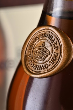 A.E. Dor №6 - коньяк A.E. Дор №6 0.7 л