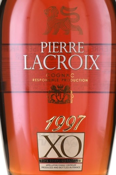 Pierre Lacroix XO 25 Years Old - коньяк Пьер Лакруа ХО 25 лет 0.7 л в п/у
