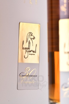Leopold Gourmel Quintessence 30 Carats - коньяк Леопольд Гурмель Квинтессенс 30 Карат 0.7 л в п/у