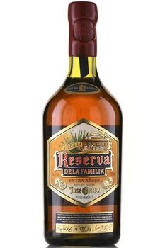 Jose Cuervo Reserva de la Familia Extra Anejo - текила Хосе Куэрво Резерва де ла Фамилия Экстра Аньехо 0.75 л в д/у
