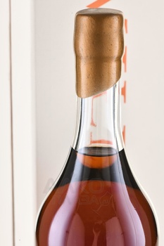 Fins Bois Francois de Marange 1970 - коньяк Франсуа де Маранж Фин Буа 1970 год 0.7 л в п/у