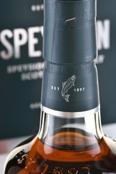 Speyburn 15 years old gift box - виски Спейберн 15 лет 0.7 л п/у