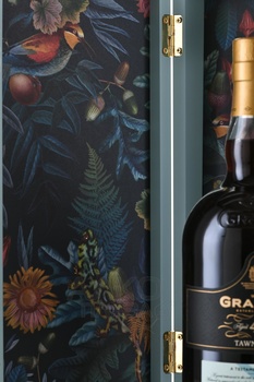 Porto Grahams Tawny Port 40 Years in Tube - портвейн Грэмс Тони Порт 40 лет 0.75 л в тубе