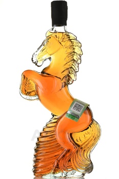 Коньяк Иджеван 5 лет Лошадь 0.5 л в п/у