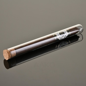 Orishas Maduros Lancero Tubos - сигары Оришас Мадуро Лансеро тубос