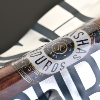 Orishas Maduros R54 Hermetic - сигары Оришас Мадурос Р54 Герметик