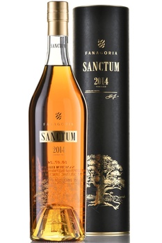 Коньяк Санктум Элеганс 2014 год 0.7 л в тубе