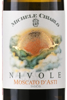 Michele Chiarlo Nivole Moscato d’Asti - вино Микеле Кьярло Ниволе Москато Д’Асти 0.375 л белое сладкое