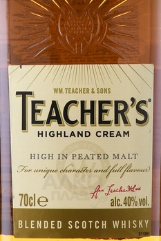 Teacher`s Highland Cream - виски Тичерс Хайленд Крим 0.7 л