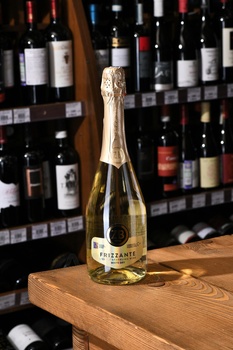 Sparkling wine ZB Frizzabte - вино игристое жемчуженое ЗБ вайн Фриззанте Крым 0.75 л
