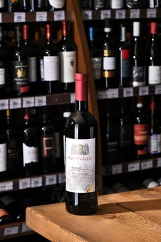 Duruji Valley Mukuzani - вино Дуруджи Валлей Мукузани 0.75 л красное сухое