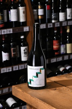 Noravank - вино Нораванк 0.75 л красное полусладкое