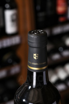 Jerez Rio Viejo Oloroso - херес Рио Вьехо Олоросо 0.75 л