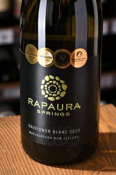 Rapaura Springs Sauvignon Blanc - вино Рапаура Спрингс Своиньон Блан 0.75 л белое сухое