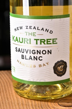 The Kauri Tree Sauvignon Blanc Hawkes Bay - вино Зе Каури Три Совиньон Блан Хокс Бей 2022 год 0.75 л белое сухое