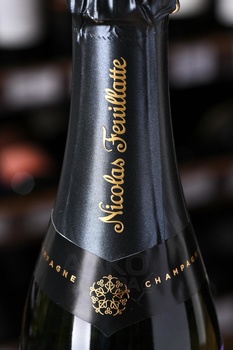 Nicolas Feuillatte Reserve Exclusive Brut - шампанское Николя Фейатт Резерв Эксклюзив Брют 0.375 л белое брют