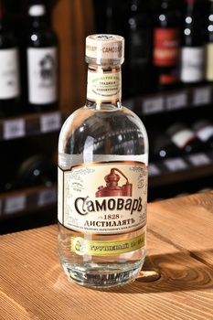 Водка Самовар грушевый 0.5 л