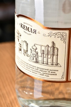 Водка Самовар грушевый 0.5 л