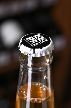 Rebel Apple Time Killa Cannabis - сидр Рэбель Эппл Тайм Килла Конопляный 0.33 л полусухой