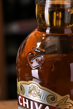 Chivas Regal 12 years old - виски Чивас Ригал 12 лет 0.75 л в п/у