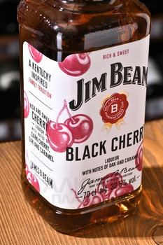 Jim Beam Black Cherry - виски Джим Бим Блэк Черри 0.7 л