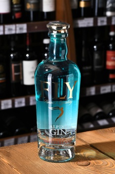 Fly Gin - джин Флай 0.7 л